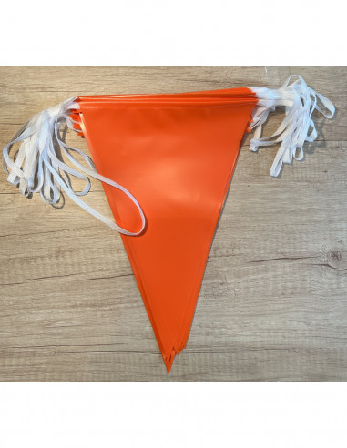 Guirlande fanions triangulaires orange en plastique ultra résistant : 5 mètres